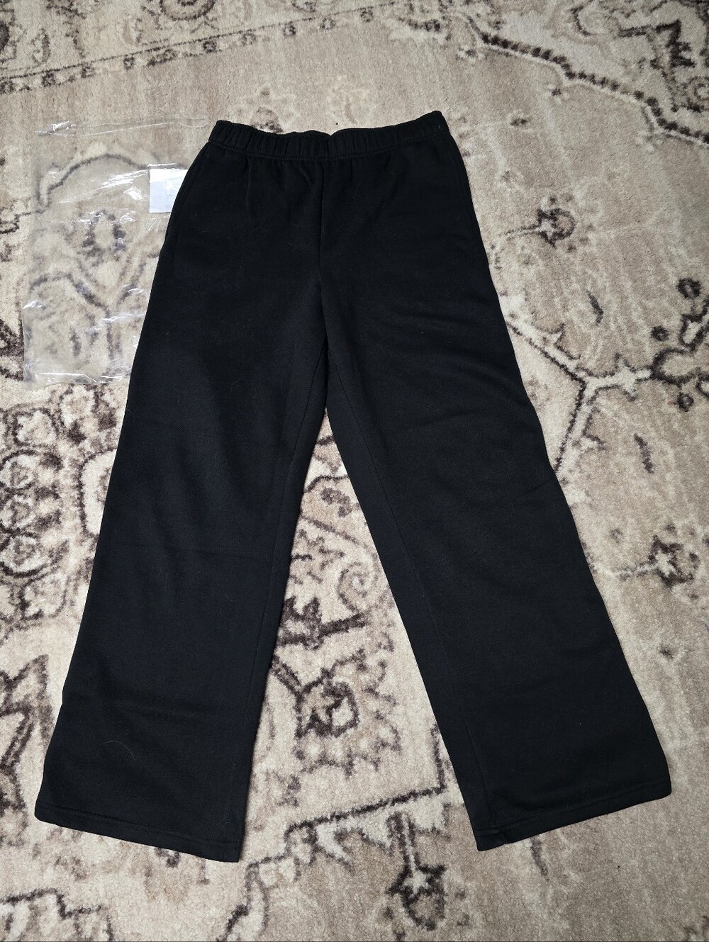 Athletic Works Women's Black Elastic-Waist Joggersem